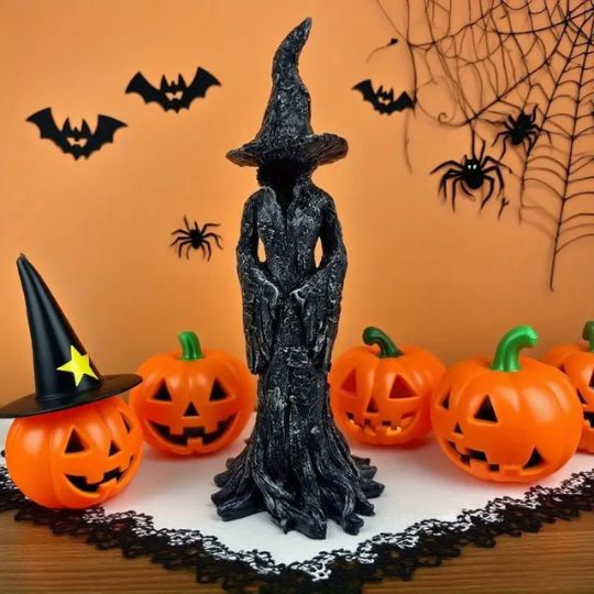 SchattenHexe Statue - Die Schweigende Wächterin