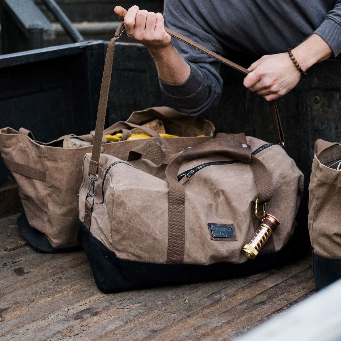 Edison Light Stick – Mehrzweck-Laterne und Taschenlampe mit USB-C-Aufladung und 7 Leuchtmodi