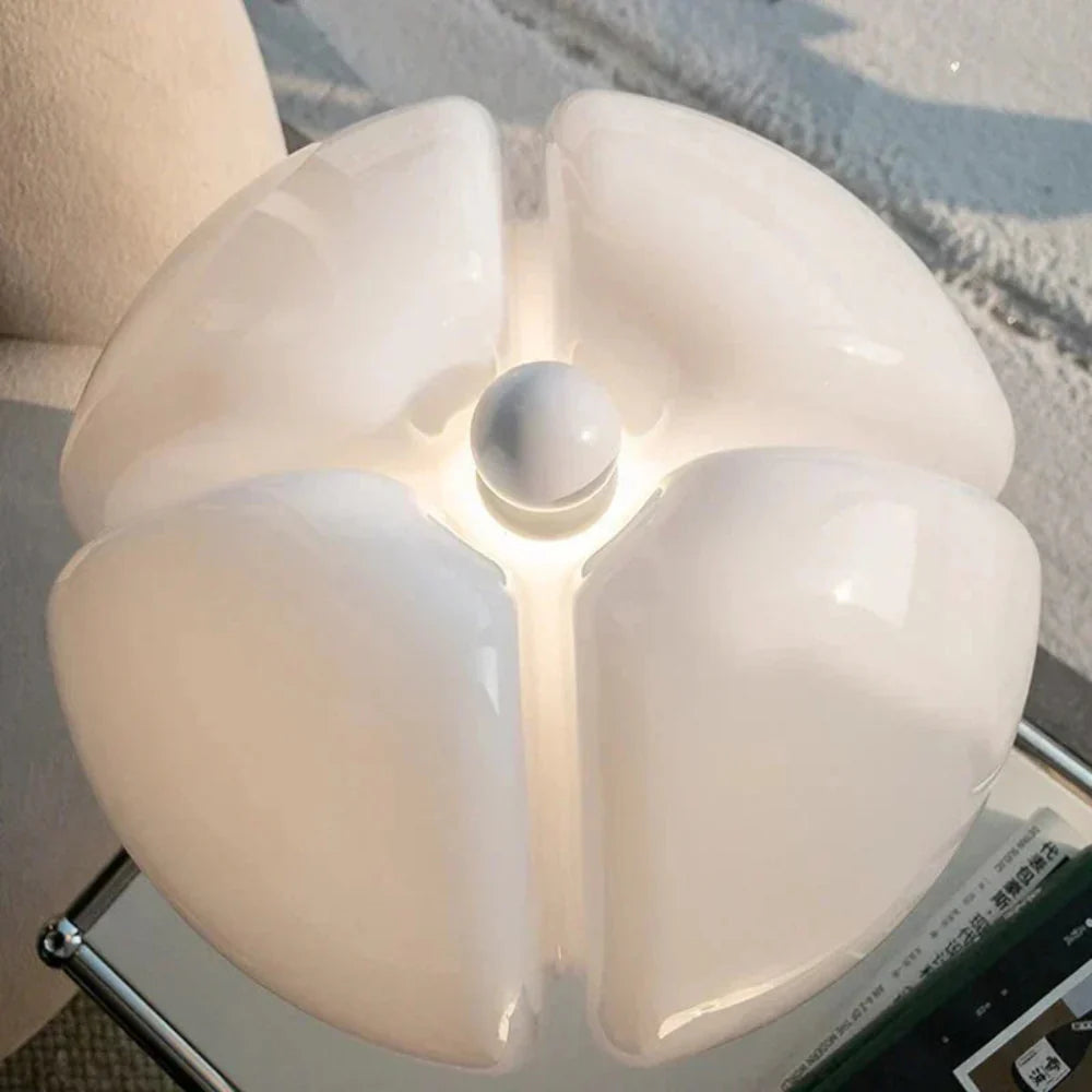 BlossiLight - Designer Blumen Tischlampe