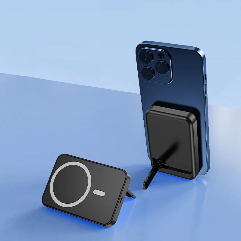 kaufsy | Magnetische drahtlose Powerbank mit Kickstand