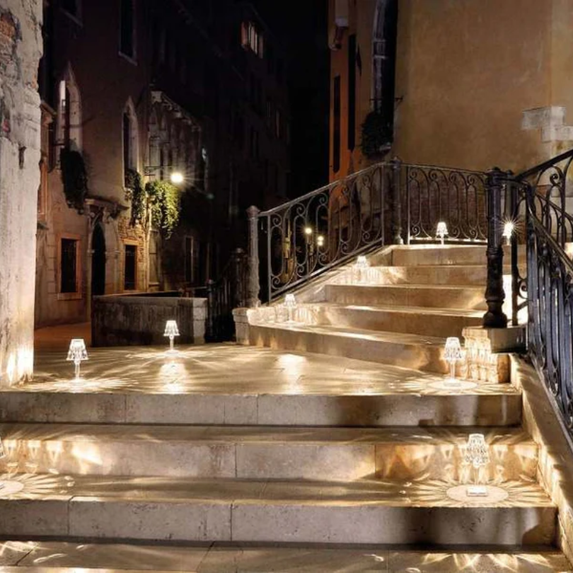 LumiVera – Kristall Tischlampe dekorativ modern warmweiß Licht E27