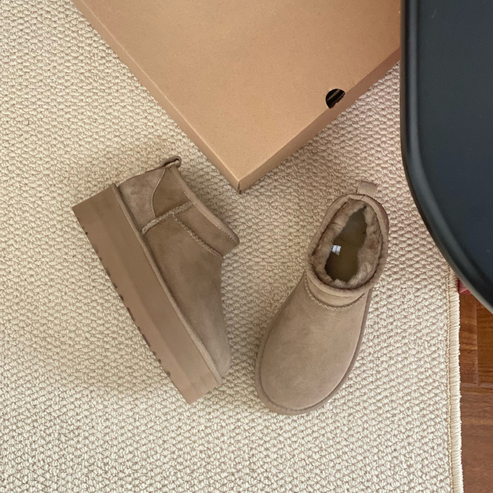 Damen Plateaustiefel, warmes Fellfutter, stilvoll & komfortabel