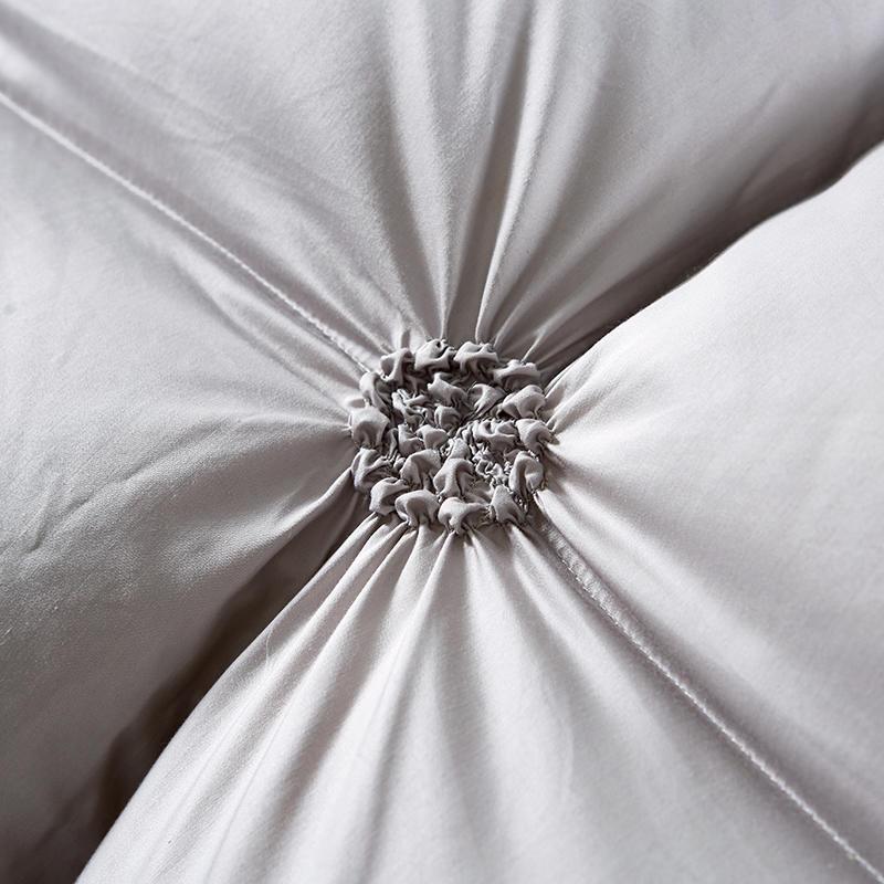 PlumeLux – Winter Bettdecke 100% Gänsedaunen gesteppt – Warm & Luxuriös