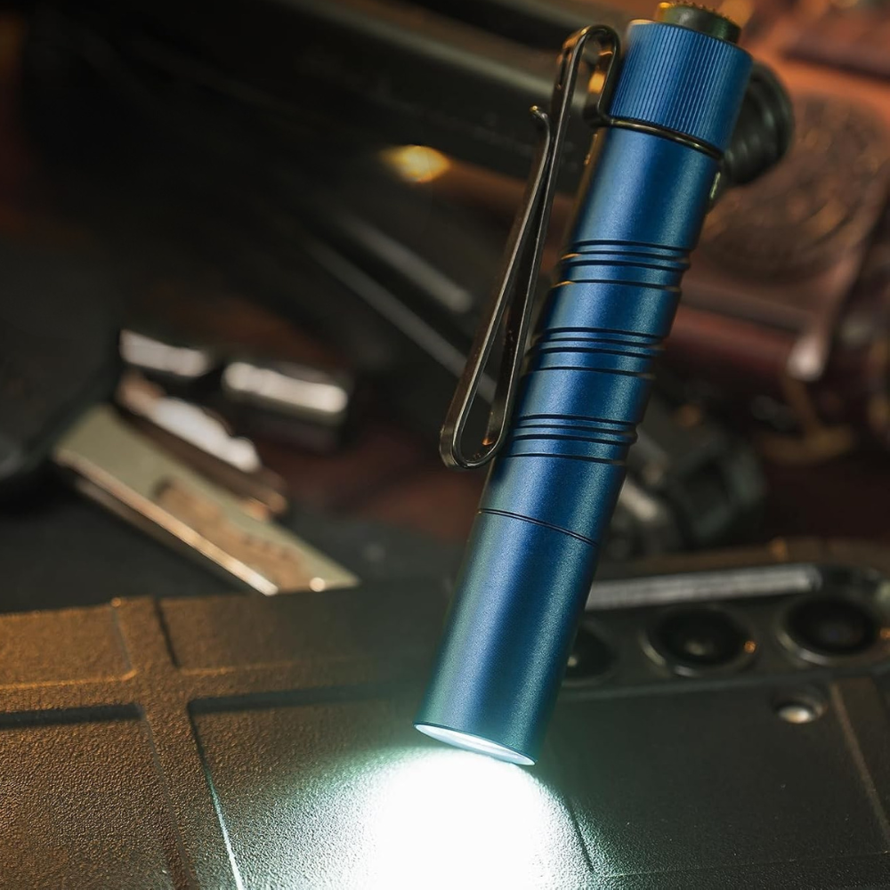 Jagd Kompakte LED Taschenlampe, tragbar & robust