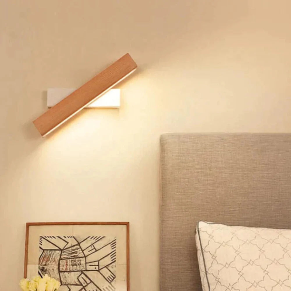 Moderne LED-Wandlampe mit drehbarem Holzdesign – Energiesparend und verstellbar