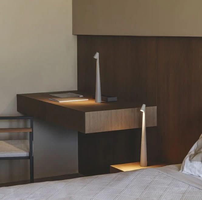 kaufsy | Wiederaufladbare tragbare LED-Tischlampe